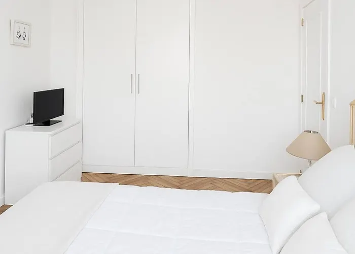 2 Next To The Bay And Cathedral Santander